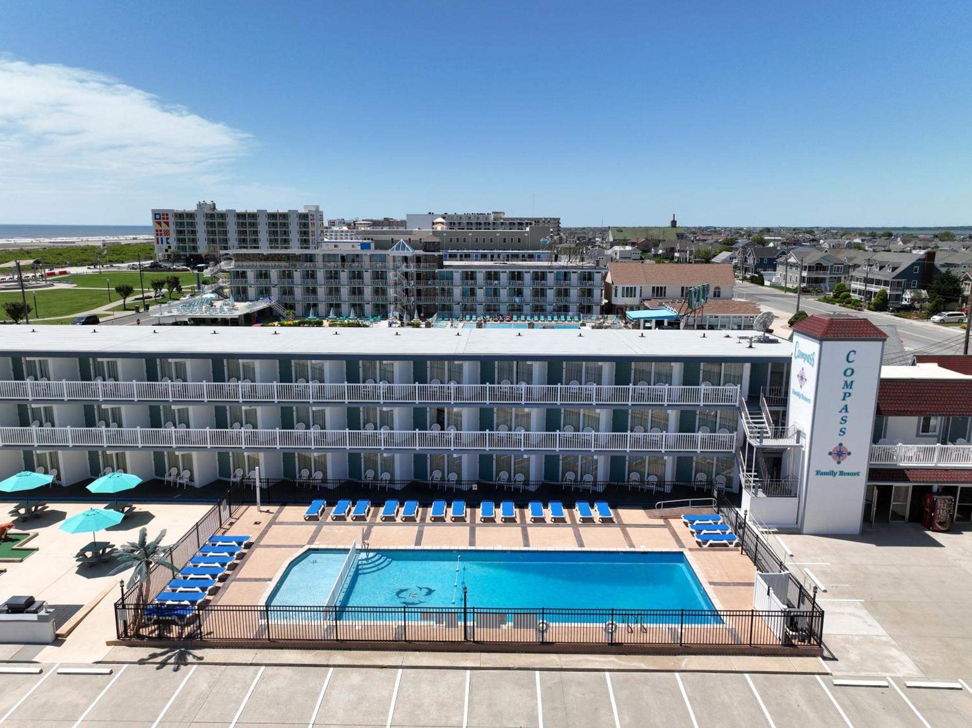 Compass Family Resort Уайлдууд Крест Екстериор снимка