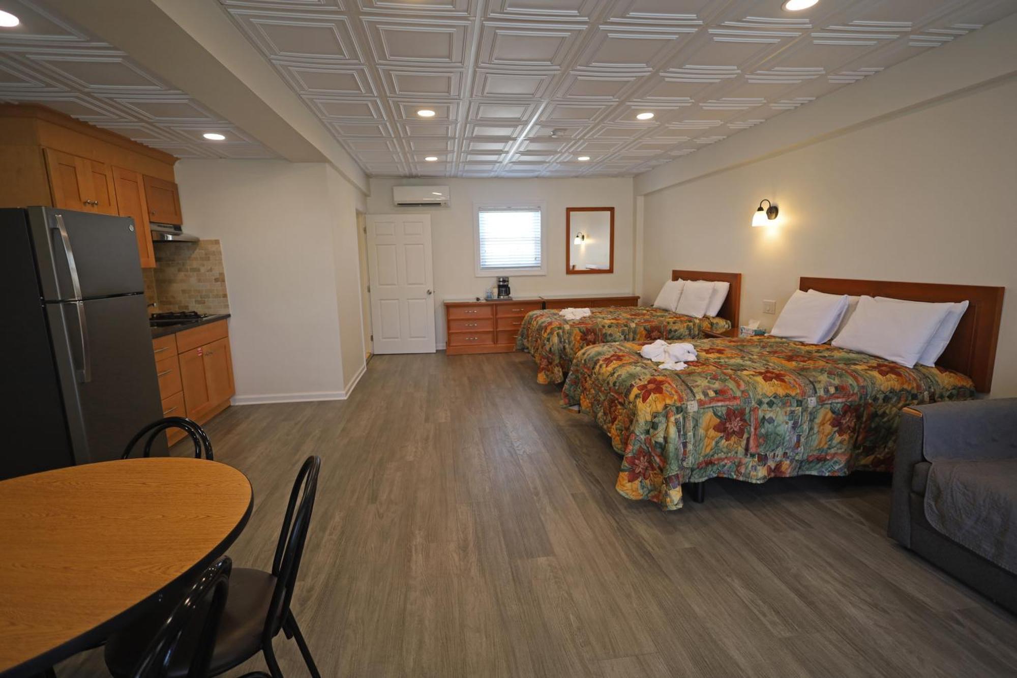 Compass Family Resort Уайлдууд Крест Екстериор снимка