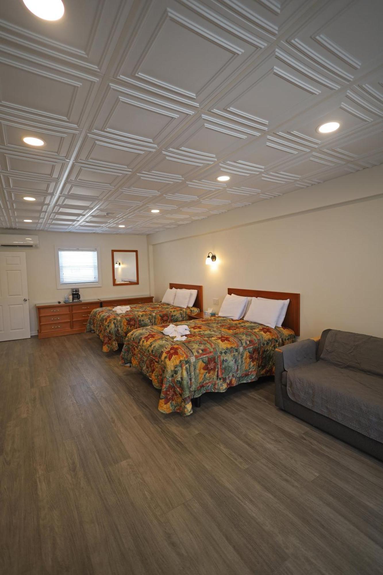 Compass Family Resort Уайлдууд Крест Екстериор снимка